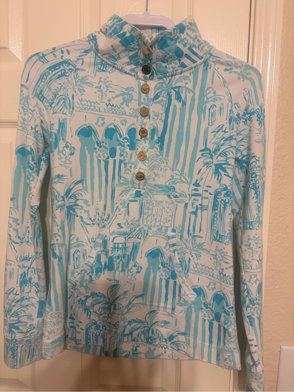 Lilly Pulitzer women pullover sweatshirt